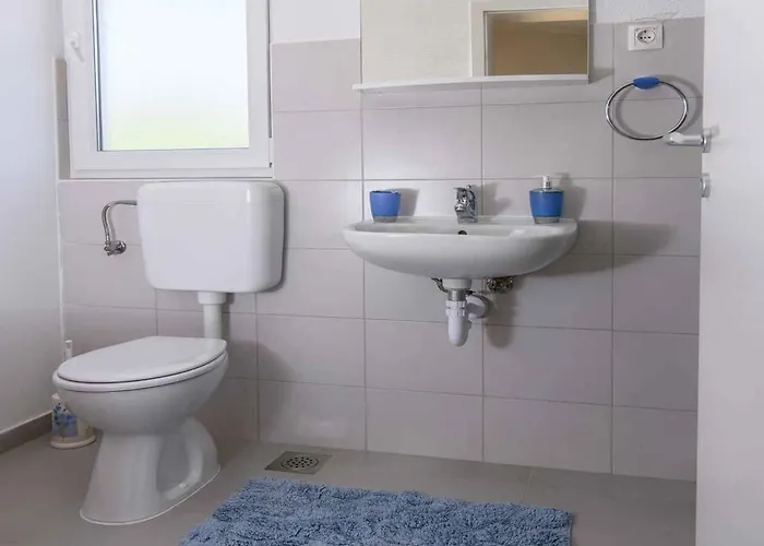 Beachfront In 54815 *