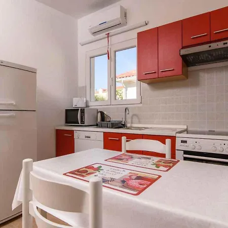 Beachfront In 54815 Trogir