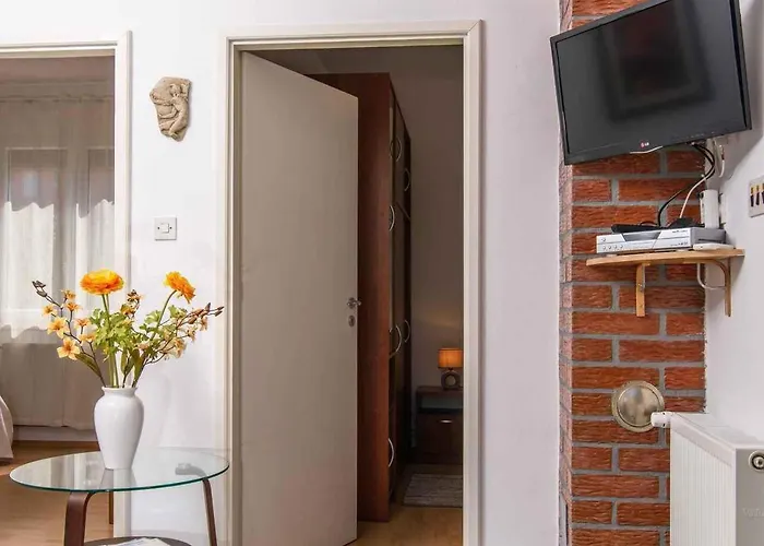 Appartement Beachfront In 54815 *