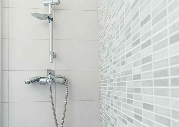 Апартаменты Beachfront In 54815 *